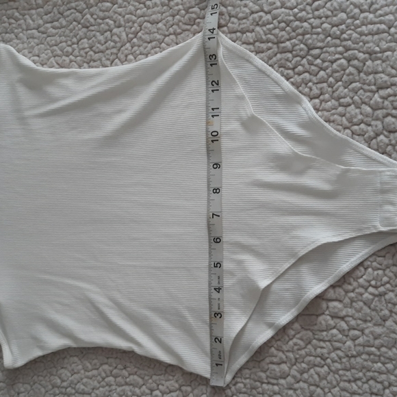 NWT Mangopop Collection Size Medium Beige Ribbed Tank Top Snap Bodysuit - Picture 9 of 14